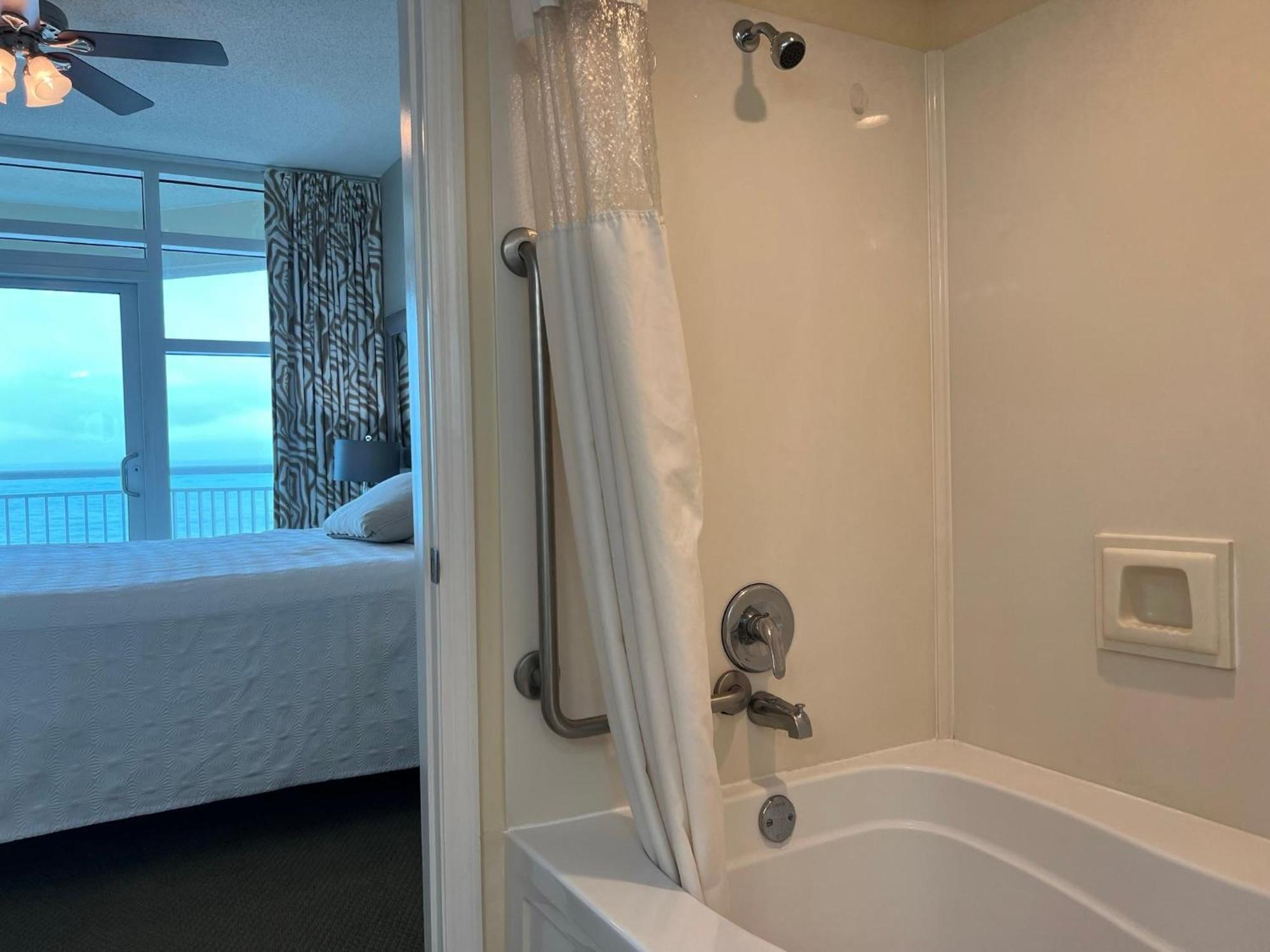 Villa 2501 S Ocean Blvd, 0811 - Ocean Front Sleeps 6 Myrtle Beach Exterior foto